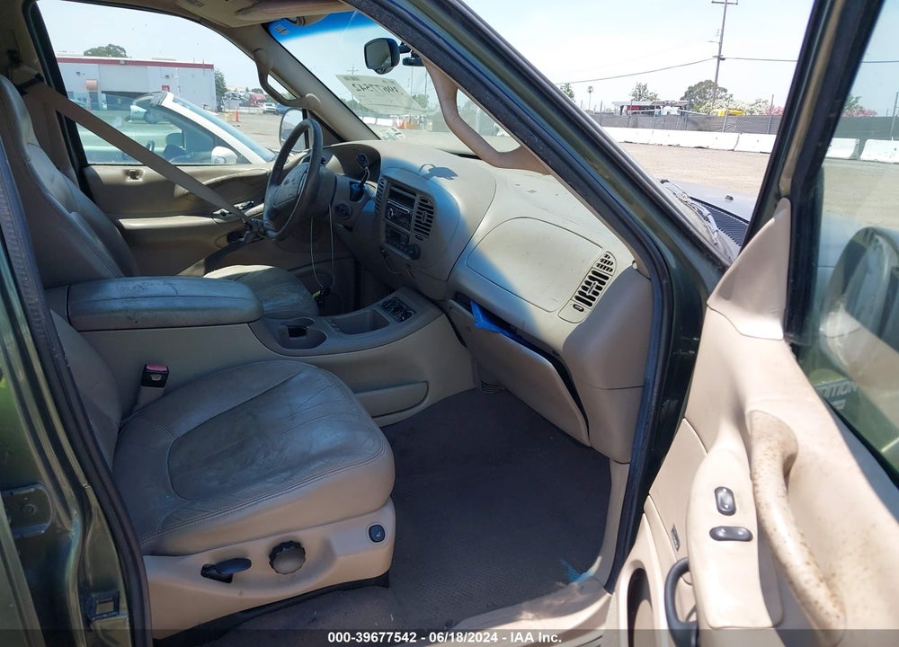 2001 FORD EXPEDITION EDDIE BAUER VIN: 1FMRU17L51LA51409