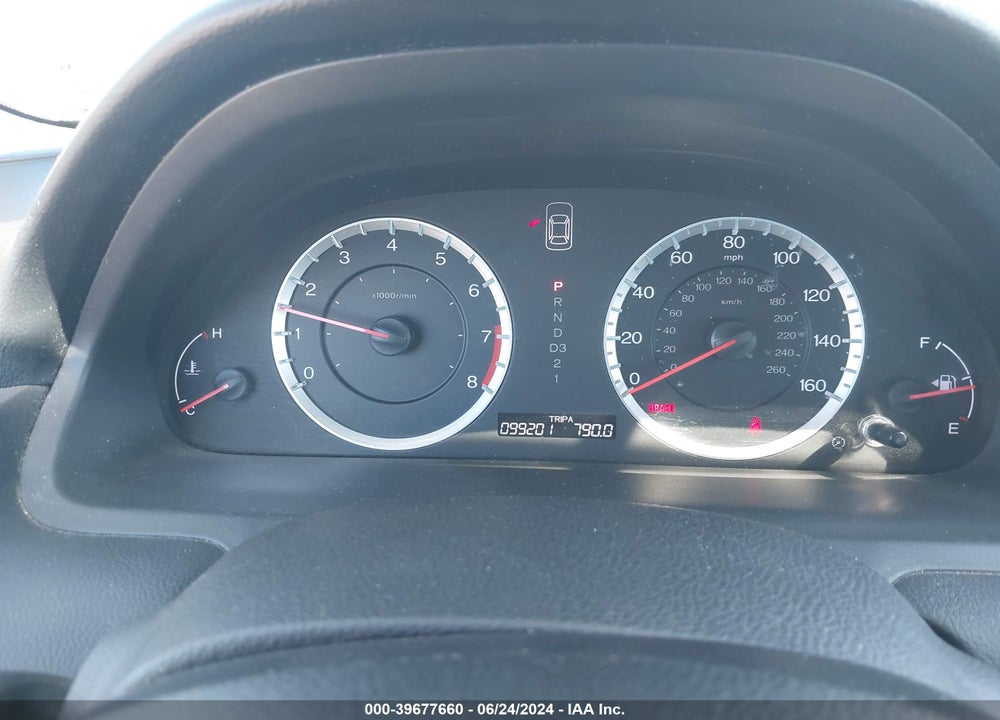 2011 HONDA ACCORD 2.4 LX-P VIN: 1HGCP2F46BA003286