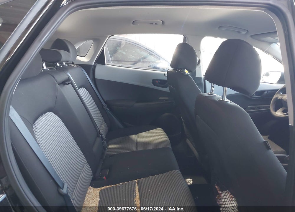 2019 HYUNDAI KONA SE VIN: KM8K12AA7KU263523