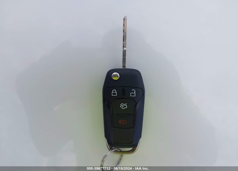 2015 FORD FUSION SE VIN: 3FA6P0HD7FR281984