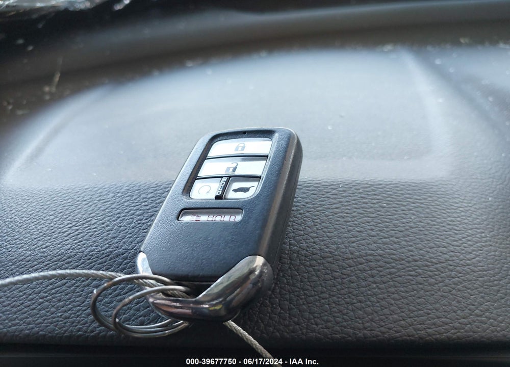 2018 HONDA CR-V VIN: 5J6RW1H89JA001983