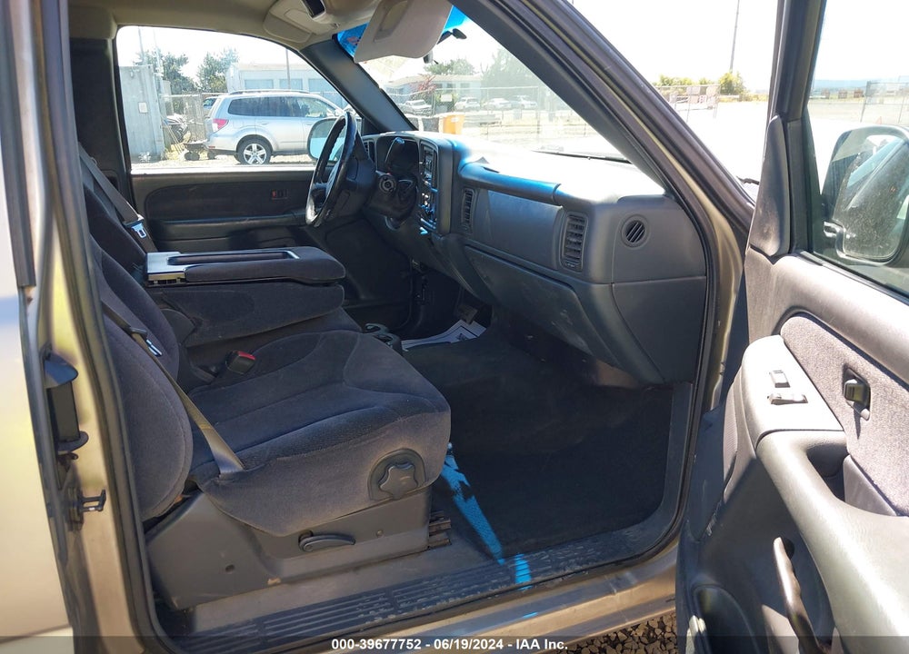 2001 GMC SIERRA 1500 SLE VIN: 2GTEC19T211275231