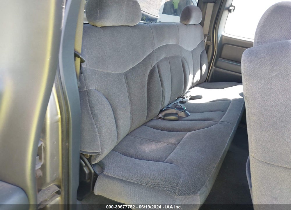 2001 GMC SIERRA 1500 SLE VIN: 2GTEC19T211275231