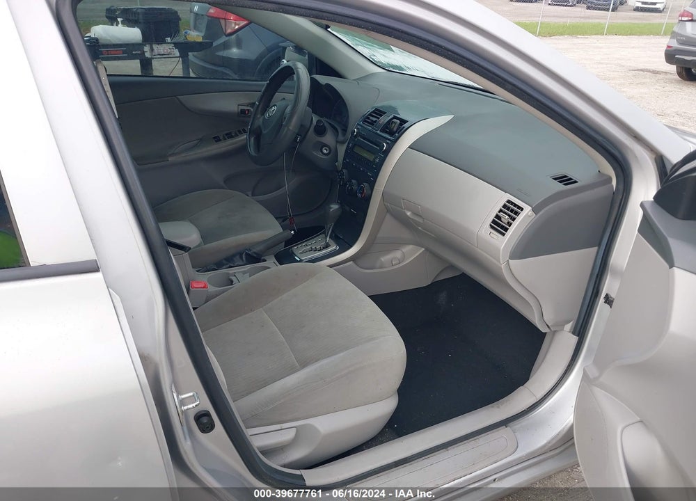 2010 TOYOTA COROLLA LE VIN: 2T1BU4EE5AC521134