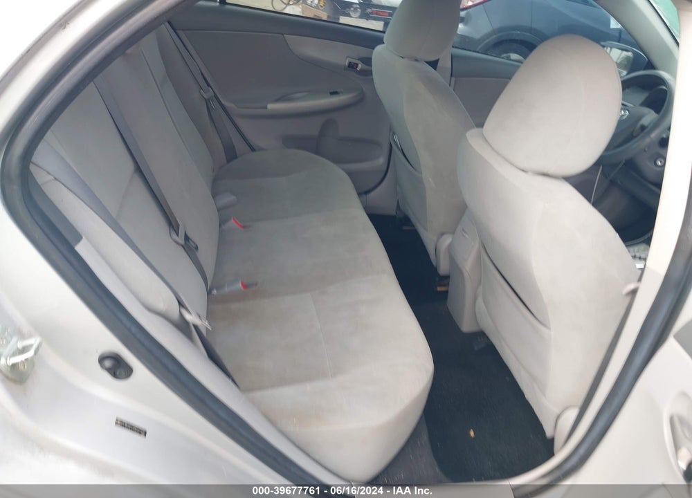 2010 TOYOTA COROLLA LE VIN: 2T1BU4EE5AC521134