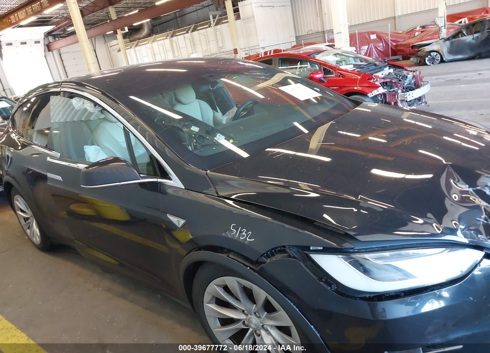 2016 TESLA MODEL X 60D/70D/75D/90D VIN: 5YJXCAE2XGF008172