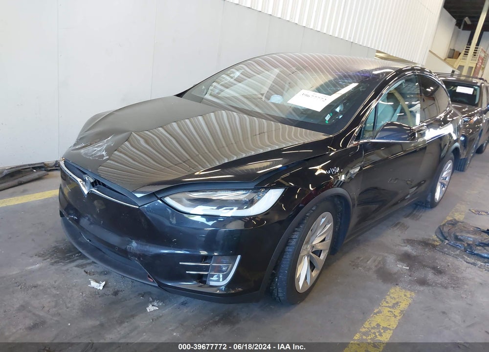 2016 TESLA MODEL X 60D/70D/75D/90D VIN: 5YJXCAE2XGF008172