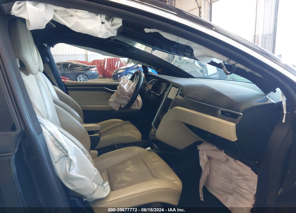 2016 TESLA MODEL X 60D/70D/75D/90D VIN: 5YJXCAE2XGF008172
