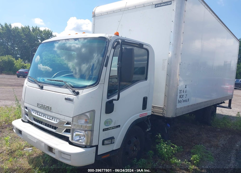 2014 ISUZU NPR HD DSL REG AT VIN: JALC4W167E7004714
