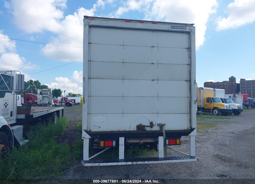 2014 ISUZU NPR HD DSL REG AT VIN: JALC4W167E7004714