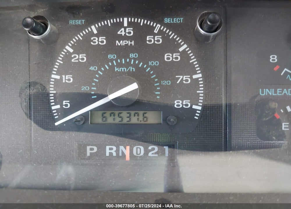 1995 FORD ECONOLINE VIN: 1FDKE30G5SHB63428