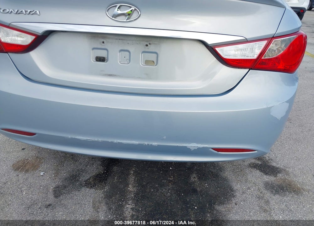 2013 HYUNDAI SONATA GLS VIN: 5NPEB4AC6DH689020