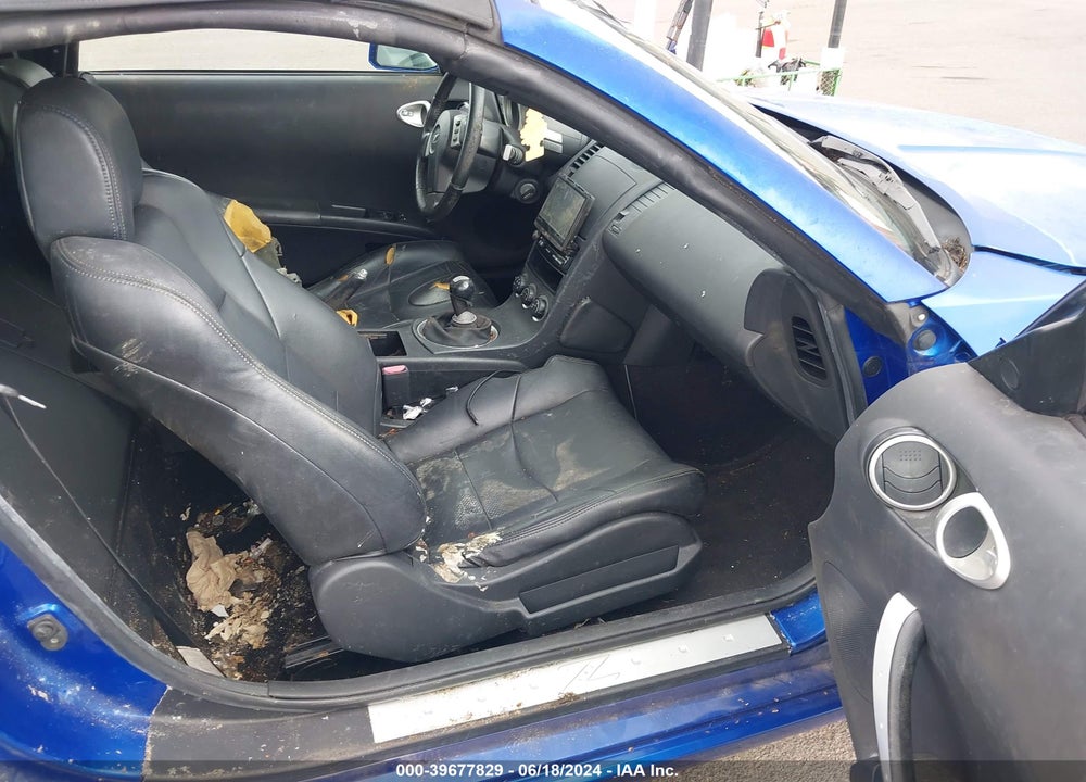2005 NISSAN 350Z ENTHUSIAST VIN: JN1AZ36D35M700099