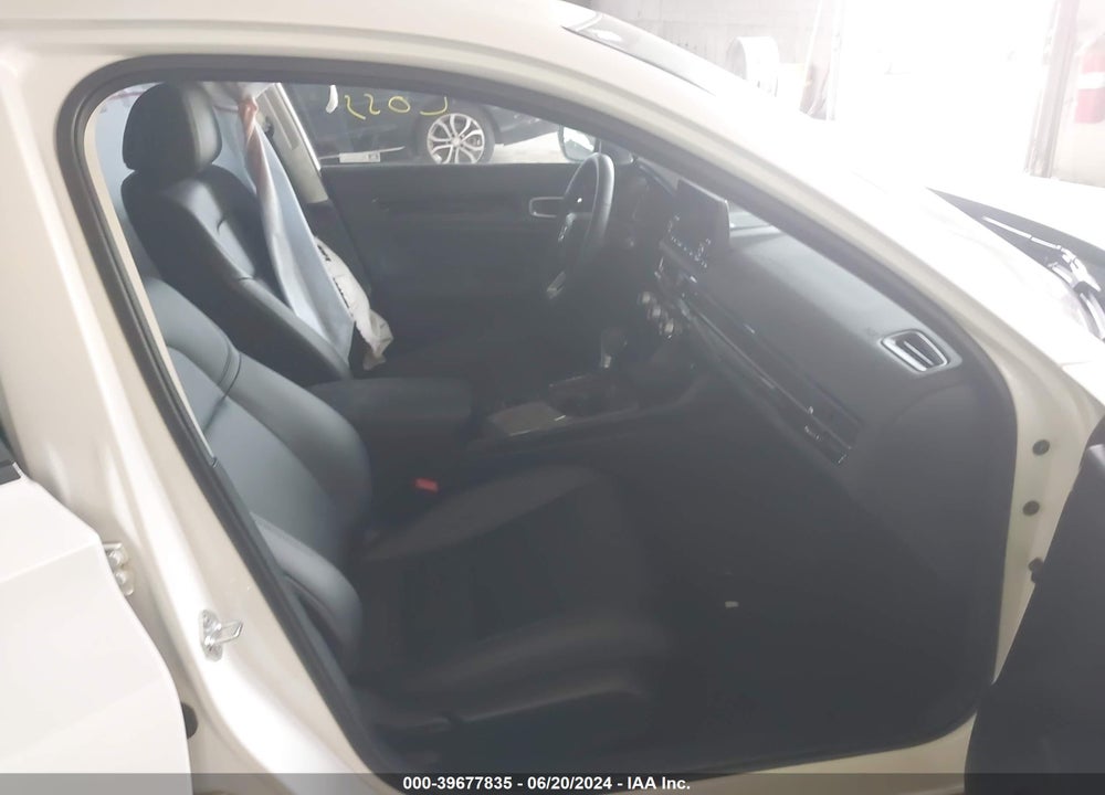2024 HONDA CIVIC EX-L VIN: 19XFL1H7XRE020396