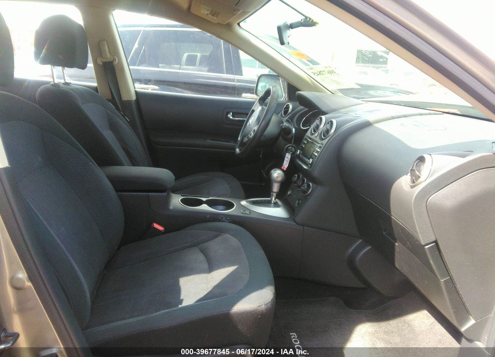 2015 NISSAN ROGUE SELECT S VIN: JN8AS5MT9FW658748