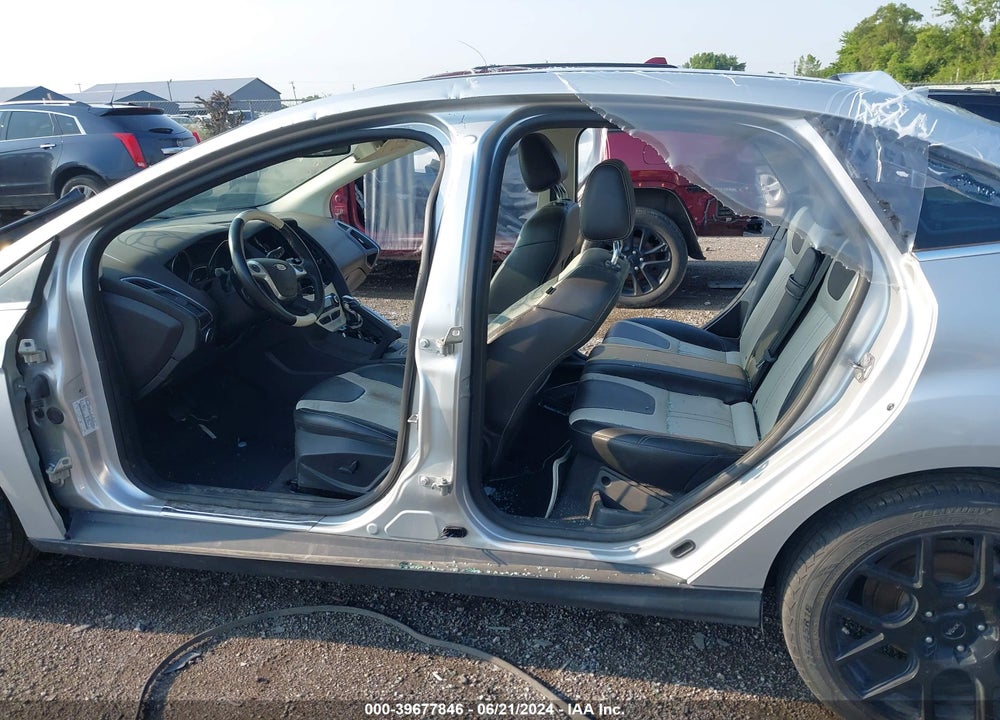 2012 FORD FOCUS VIN: 1FAHP3J21CL352433
