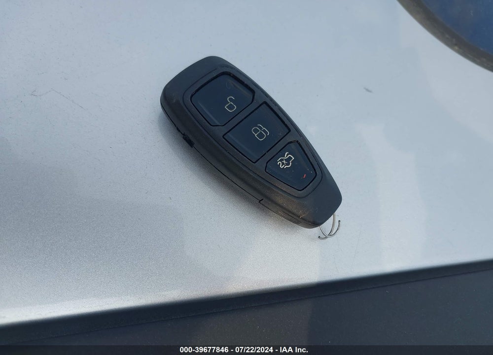 2012 FORD FOCUS VIN: 1FAHP3J21CL352433
