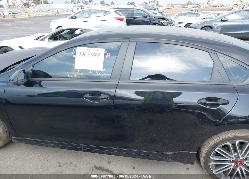 2023 KIA FORTE GT VIN: 3KPF44ACXPE652303