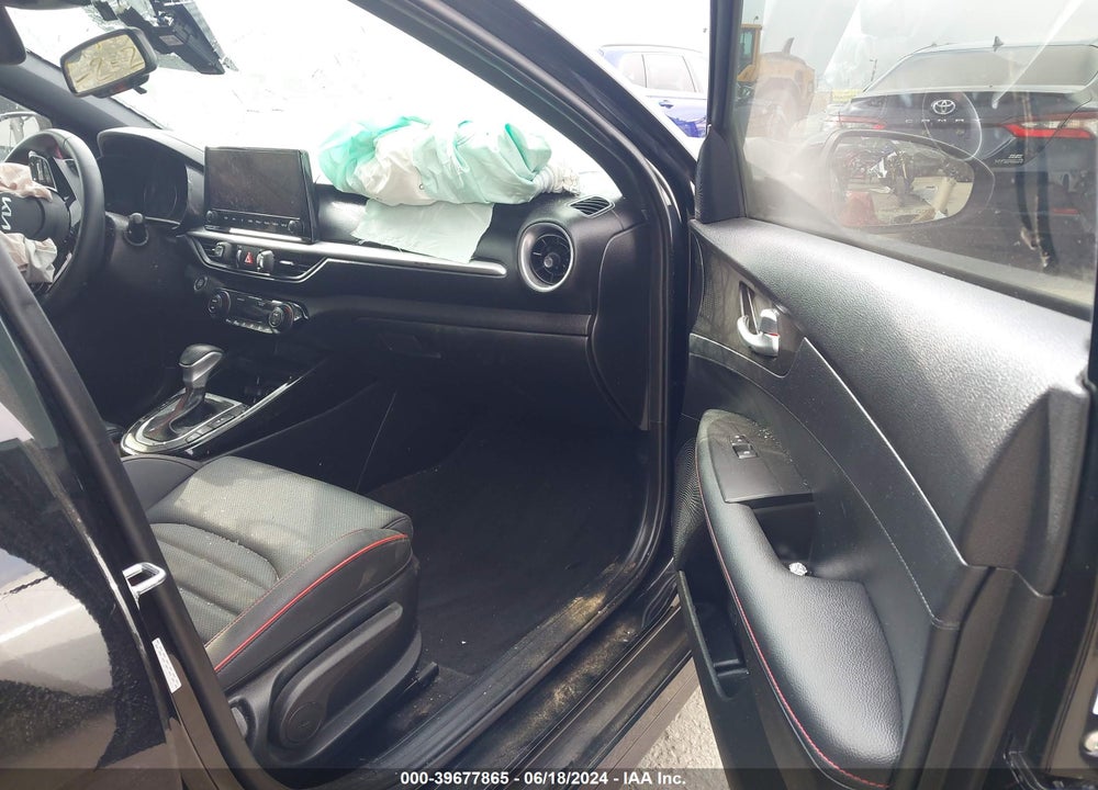 2023 KIA FORTE GT VIN: 3KPF44ACXPE652303