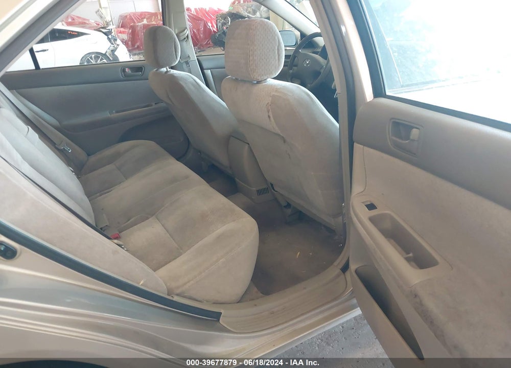 2002 TOYOTA CAMRY LE VIN: JTDBE32K820065692