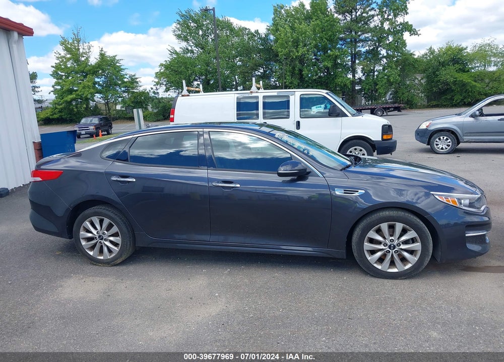 2018 KIA OPTIMA EX VIN: 5XXGU4L34JG227790
