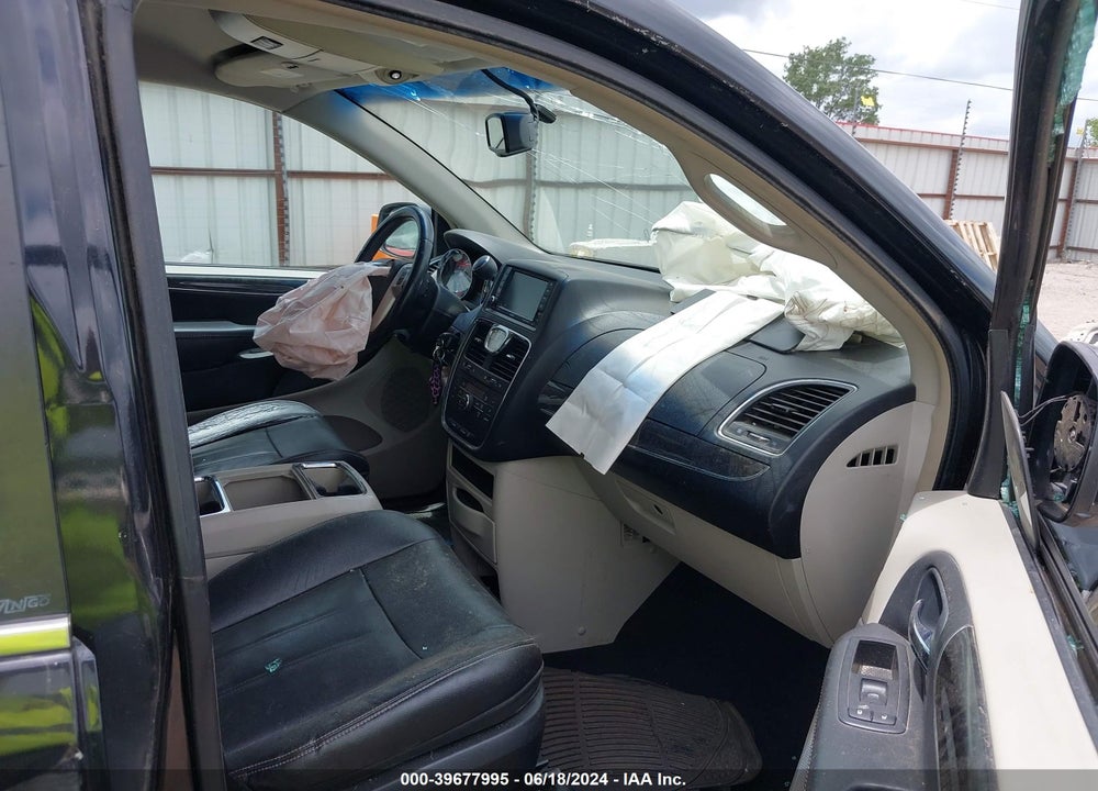 2014 CHRYSLER TOWN & COUNTRY TOURING VIN: 2C4RC1BGXER270882