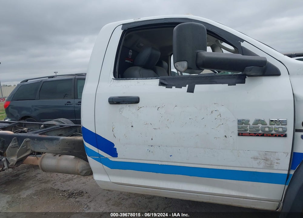2018 RAM 5500 CHASSIS TRADESMAN/SLT VIN: 3C7WRMBL1JG234002