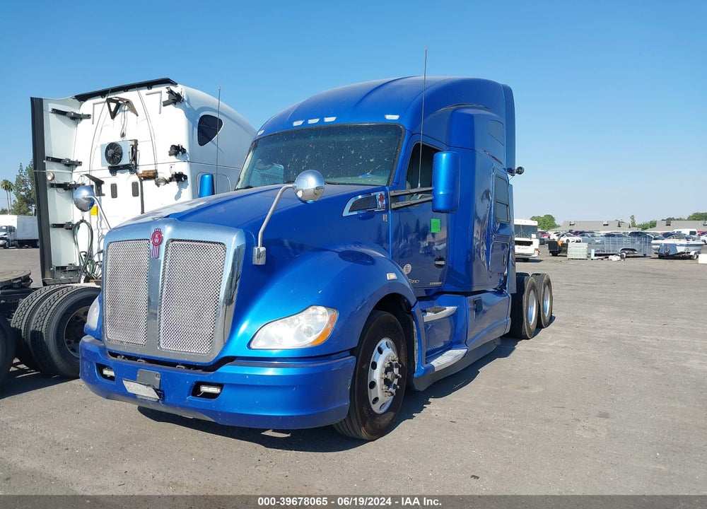 2015 KENWORTH CONSTRUCTION T680 VIN: 1XKYD49X8FJ428937