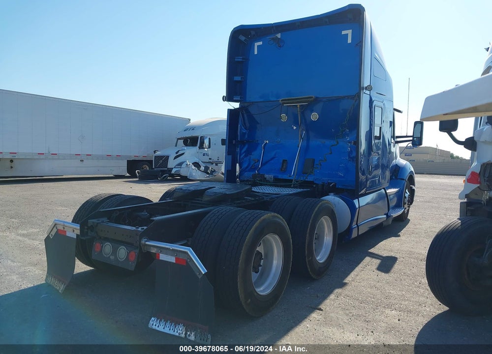 2015 KENWORTH CONSTRUCTION T680 VIN: 1XKYD49X8FJ428937