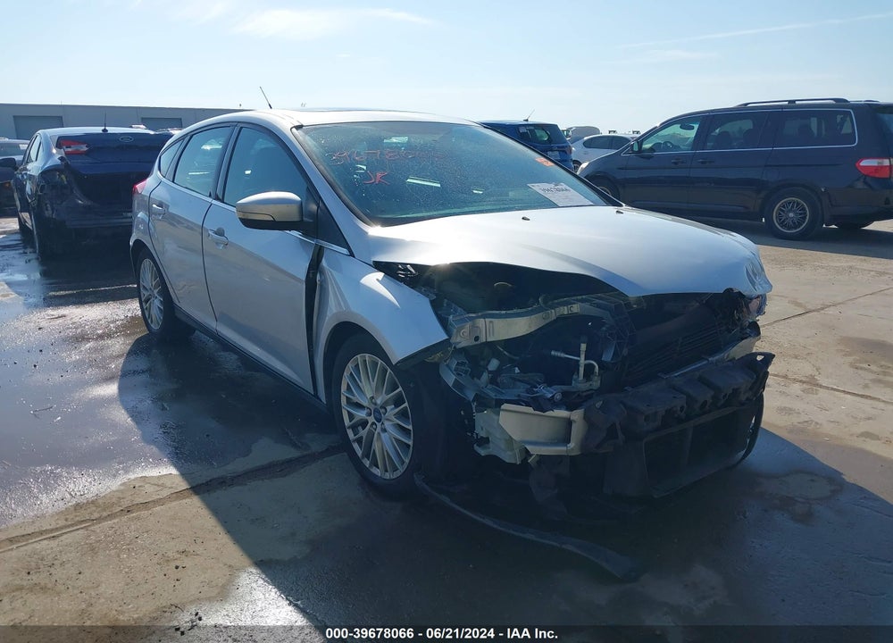 2013 FORD FOCUS TITANIUM VIN: 1FADP3N22DL264176