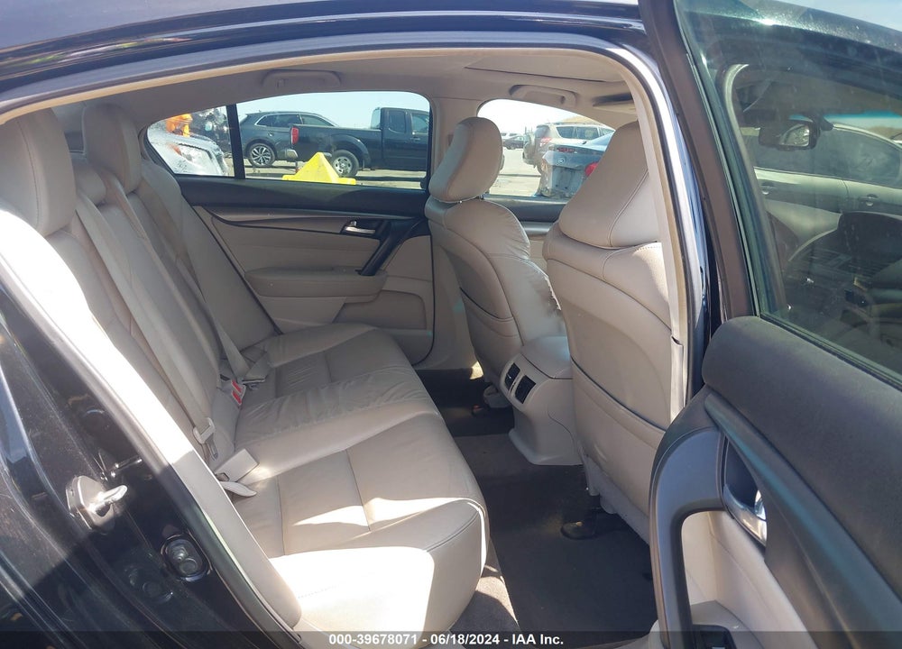 2013 ACURA TL 3.5 VIN: 19UUA8F23DA002445