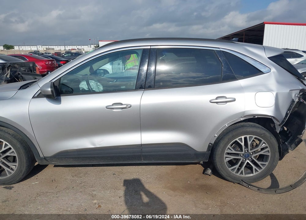 2020 FORD ESCAPE SEL VIN: 1FMCU0H60LUA81052
