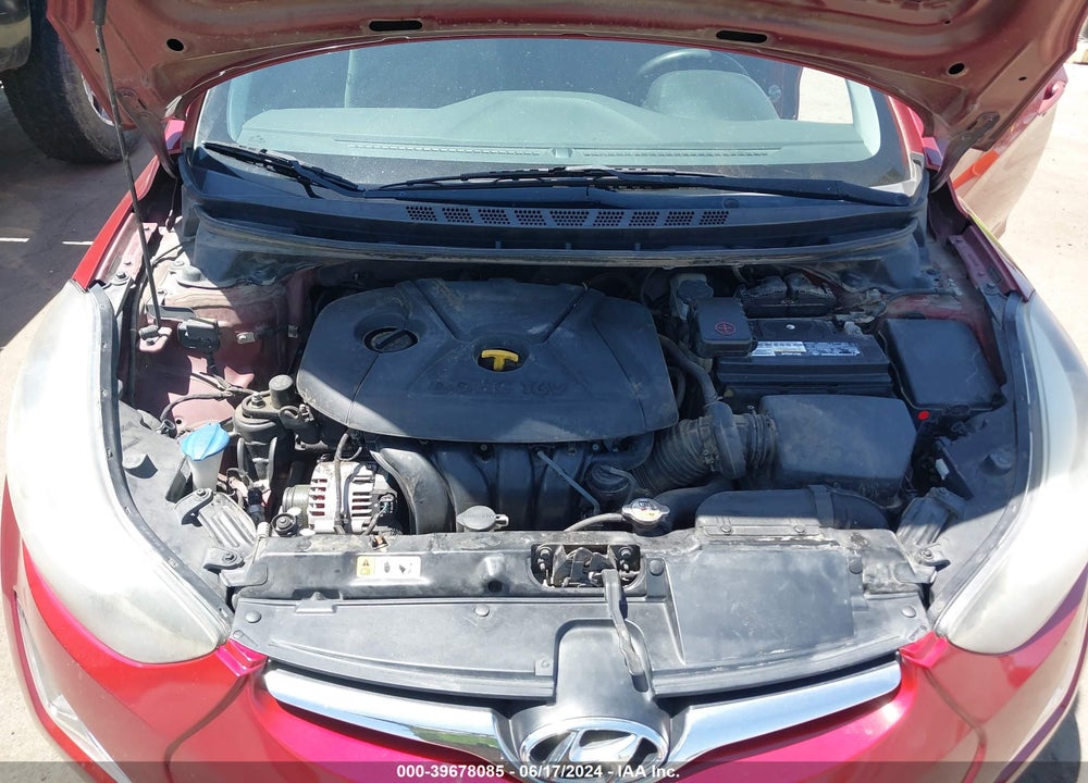 2014 HYUNDAI ELANTRA VIN: 5NPDH4AE3EH539363
