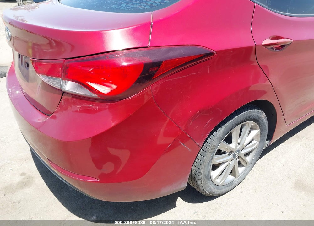 2014 HYUNDAI ELANTRA VIN: 5NPDH4AE3EH539363