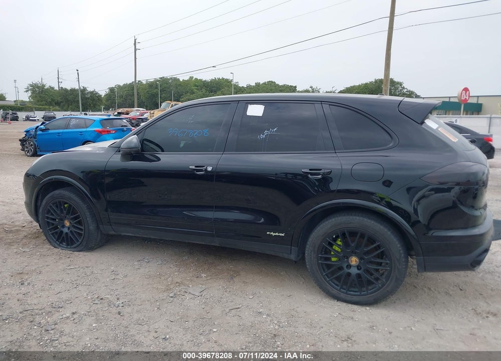 2017 PORSCHE CAYENNE E-HYBRID S PLATINUM EDITION VIN: WP1AE2A24HLA74709