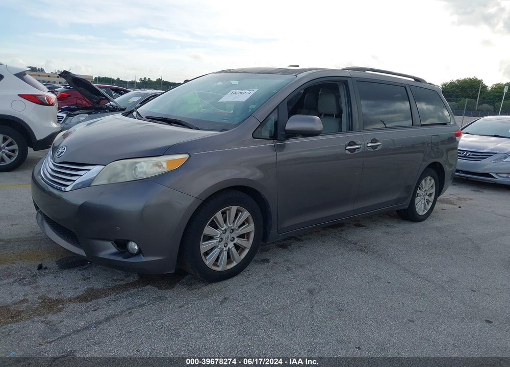 2012 TOYOTA SIENNA LIMITED V6 7 PASSENGER VIN: 5TDYK3DC4CS276282