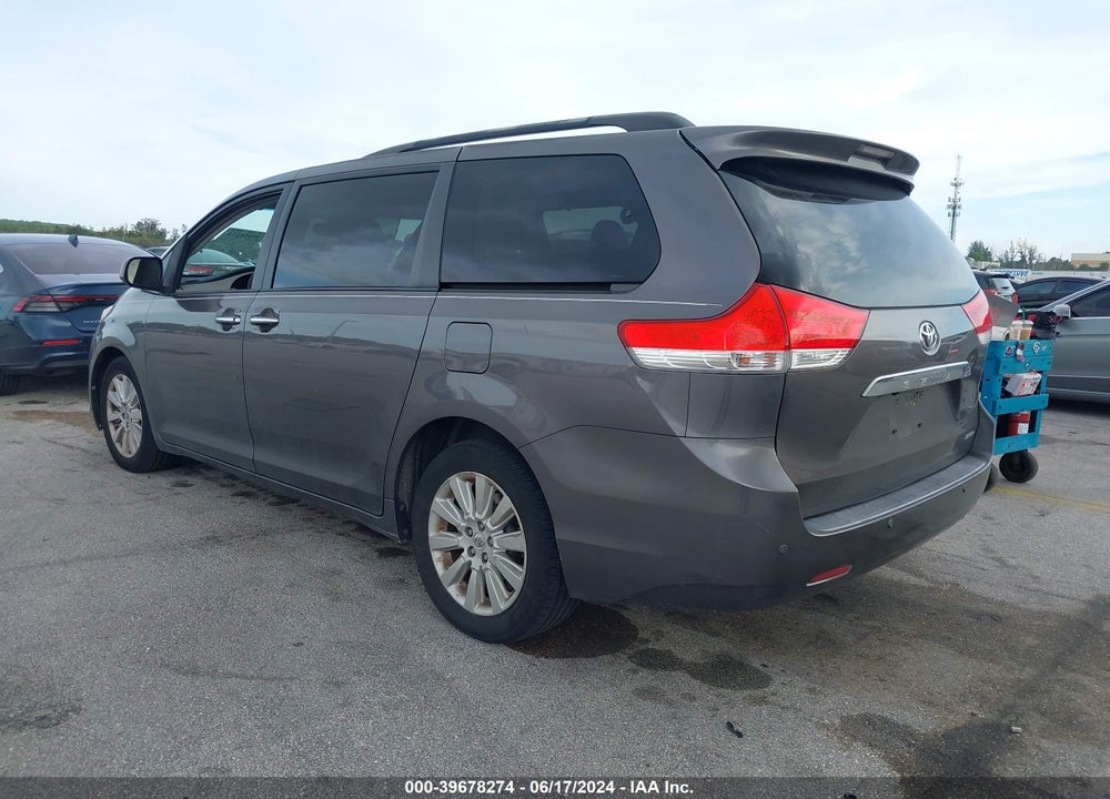 2012 TOYOTA SIENNA LIMITED V6 7 PASSENGER VIN: 5TDYK3DC4CS276282