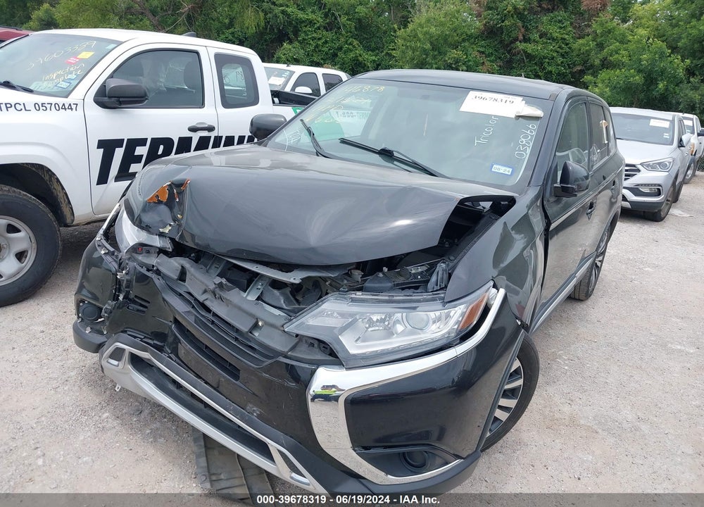 2019 MITSUBISHI OUTLANDER ES VIN: JA4AD2A31KZ038066