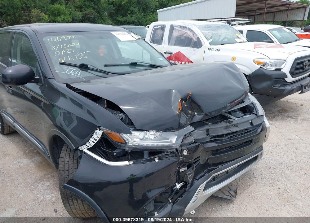 2019 MITSUBISHI OUTLANDER ES VIN: JA4AD2A31KZ038066