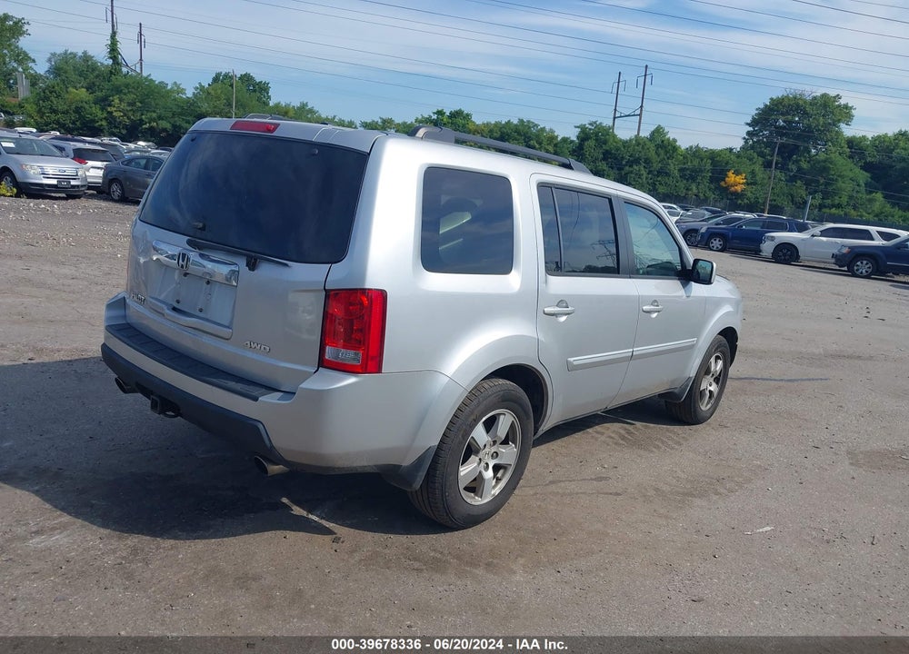 2011 HONDA PILOT EX-L VIN: 5FNYF4H51BB028998