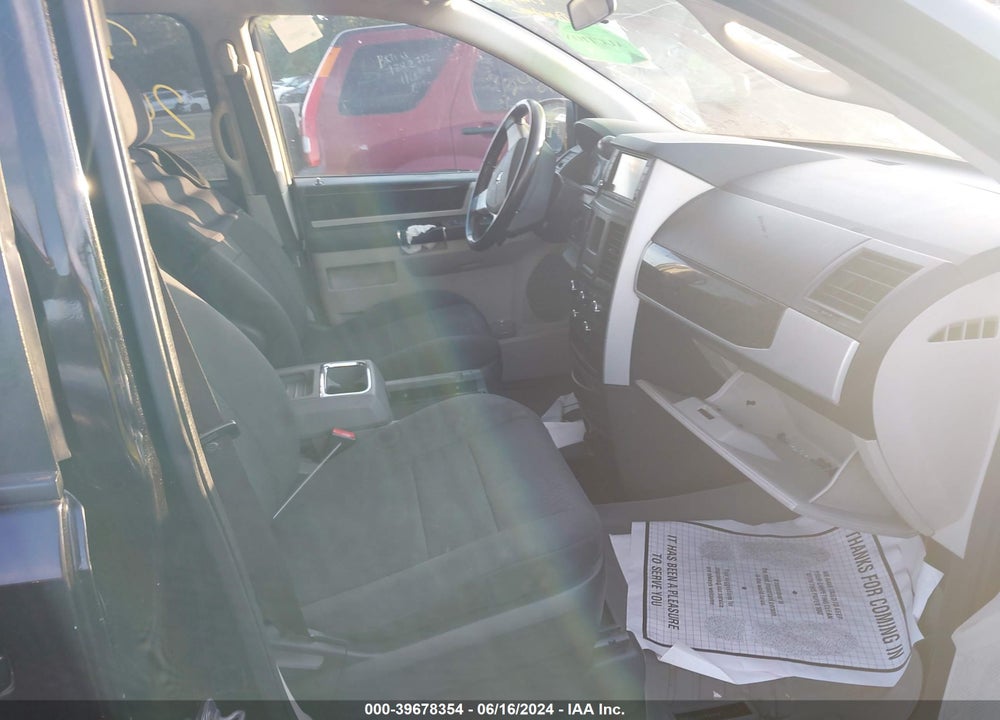 2010 DODGE GRAND CARAVAN SXT VIN: 2D4RN5D10AR409358
