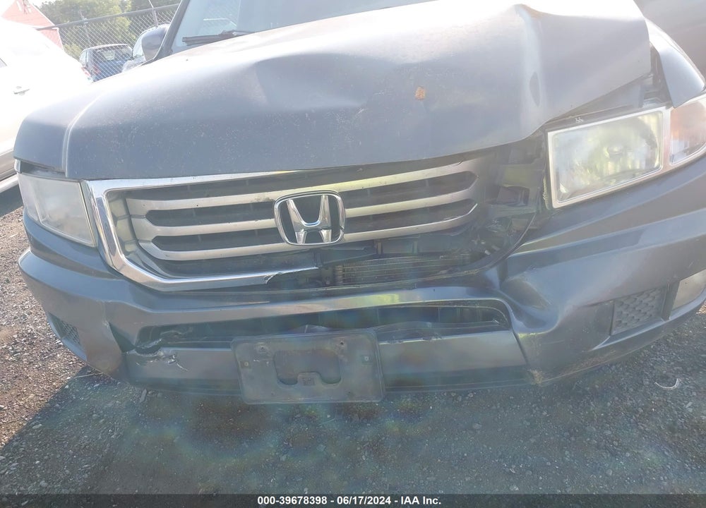 2012 HONDA RIDGELINE RTS VIN: 5FPYK1F49CB004042