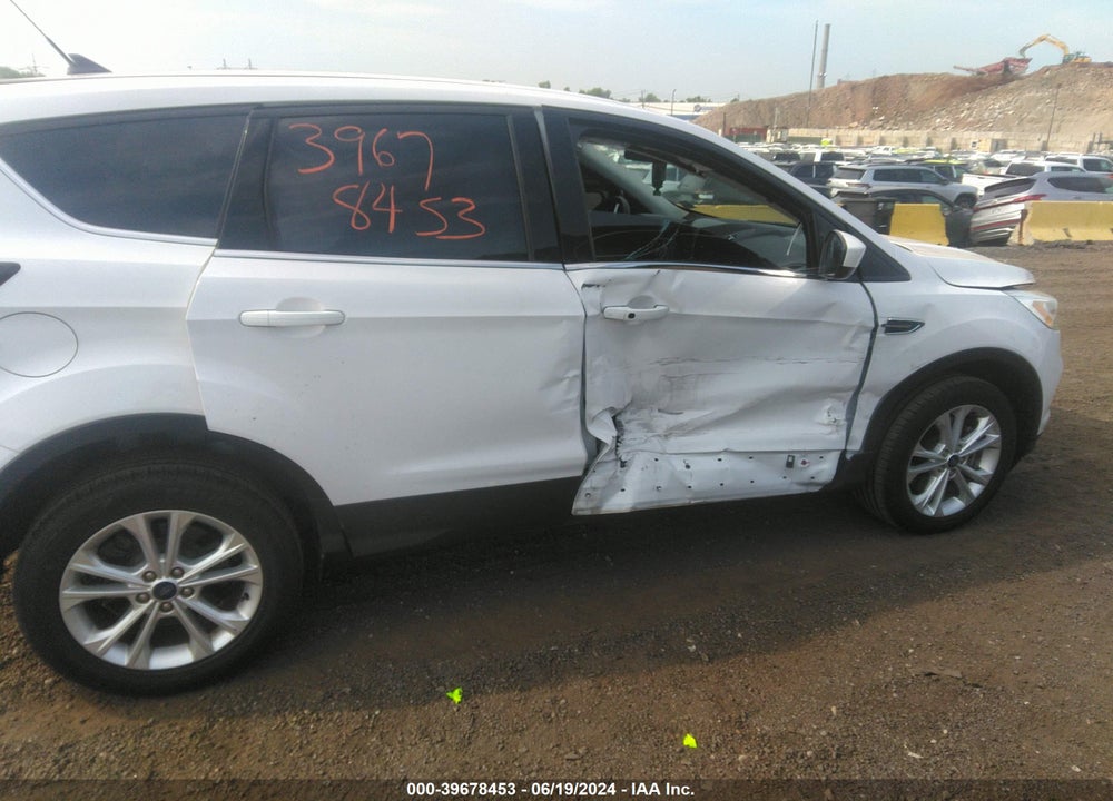 2019 FORD ESCAPE SE VIN: 1FMCU9GD1KUB91224