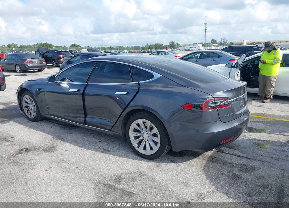 2018 TESLA MODEL S 100D/75D/P100D VIN: 5YJSA1E22JF249702