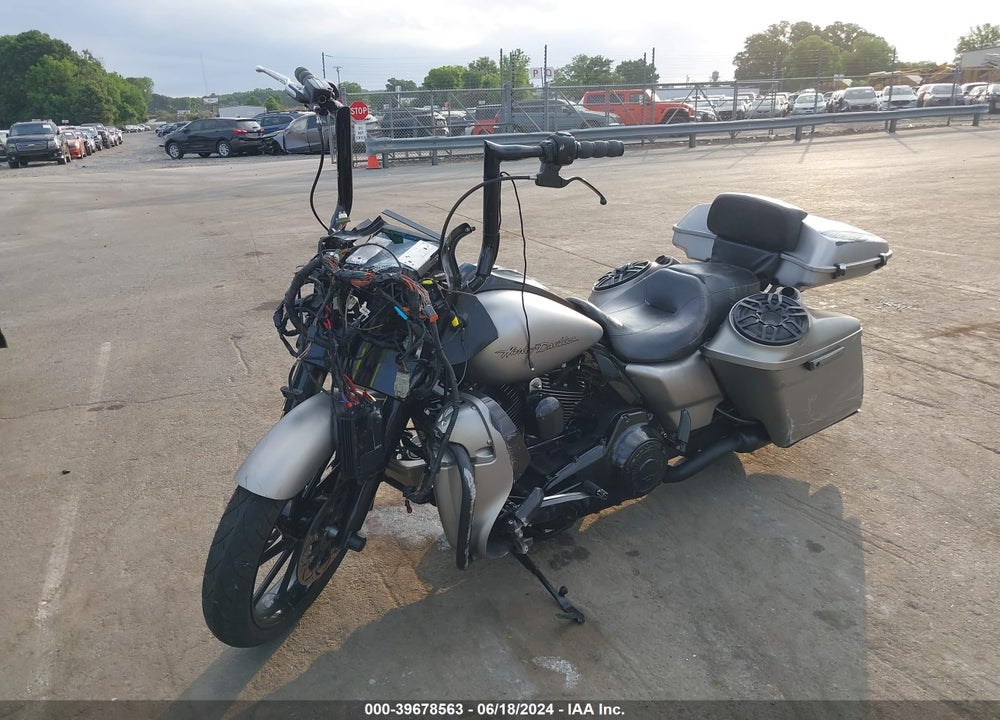 2009 HARLEY-DAVIDSON FLHX VIN: 1HD1KB4179Y681493