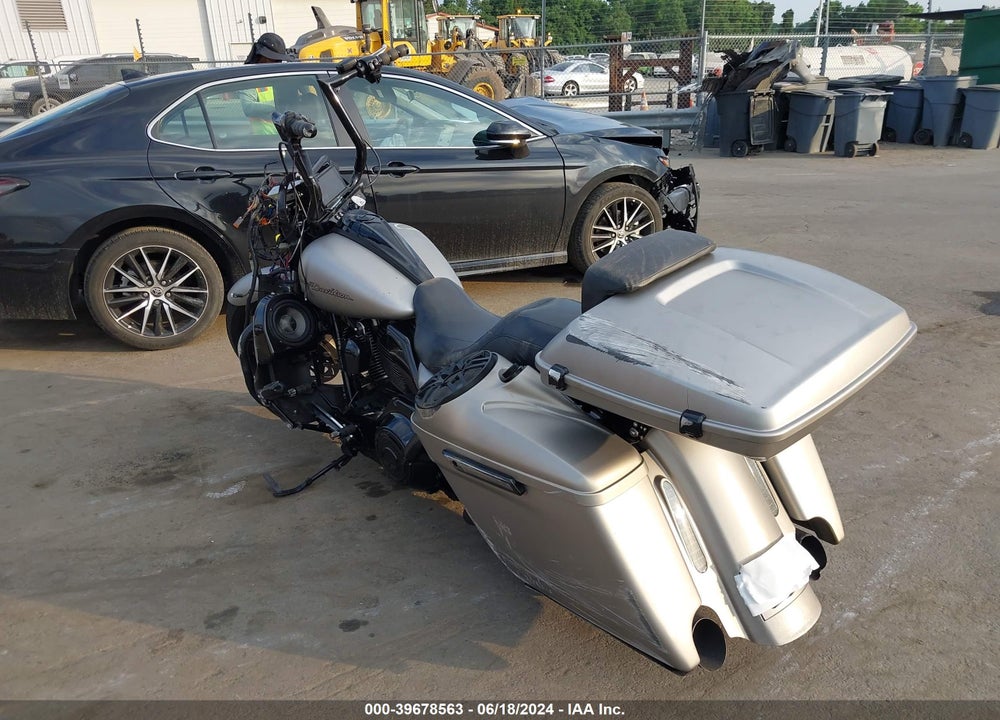 2009 HARLEY-DAVIDSON FLHX VIN: 1HD1KB4179Y681493
