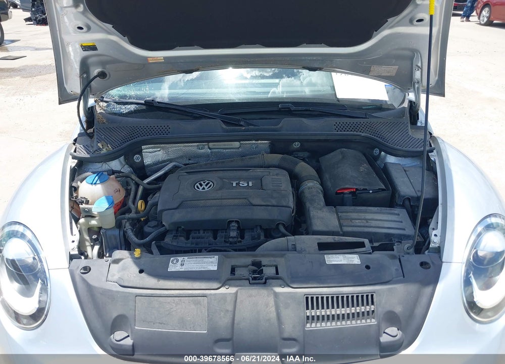 2016 VOLKSWAGEN BEETLE 1.8T SEL VIN: 3VWJ07AT2GM617619