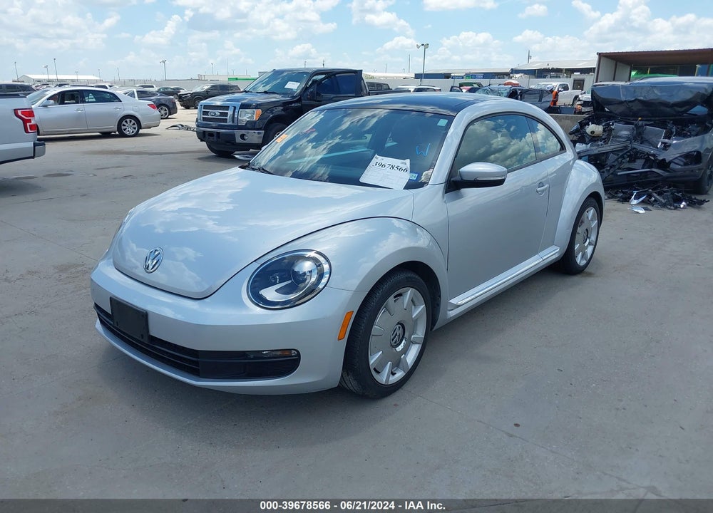 2016 VOLKSWAGEN BEETLE 1.8T SEL VIN: 3VWJ07AT2GM617619