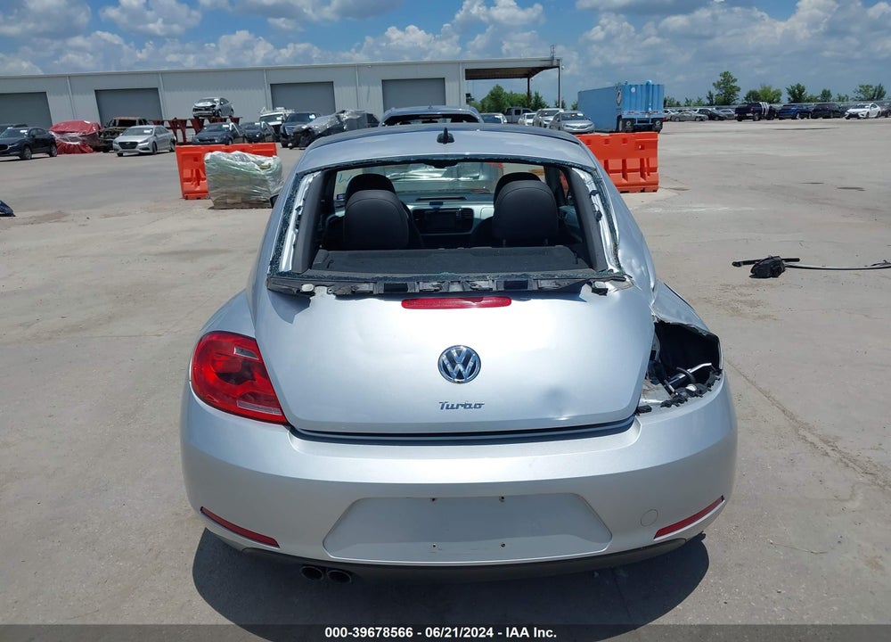 2016 VOLKSWAGEN BEETLE 1.8T SEL VIN: 3VWJ07AT2GM617619