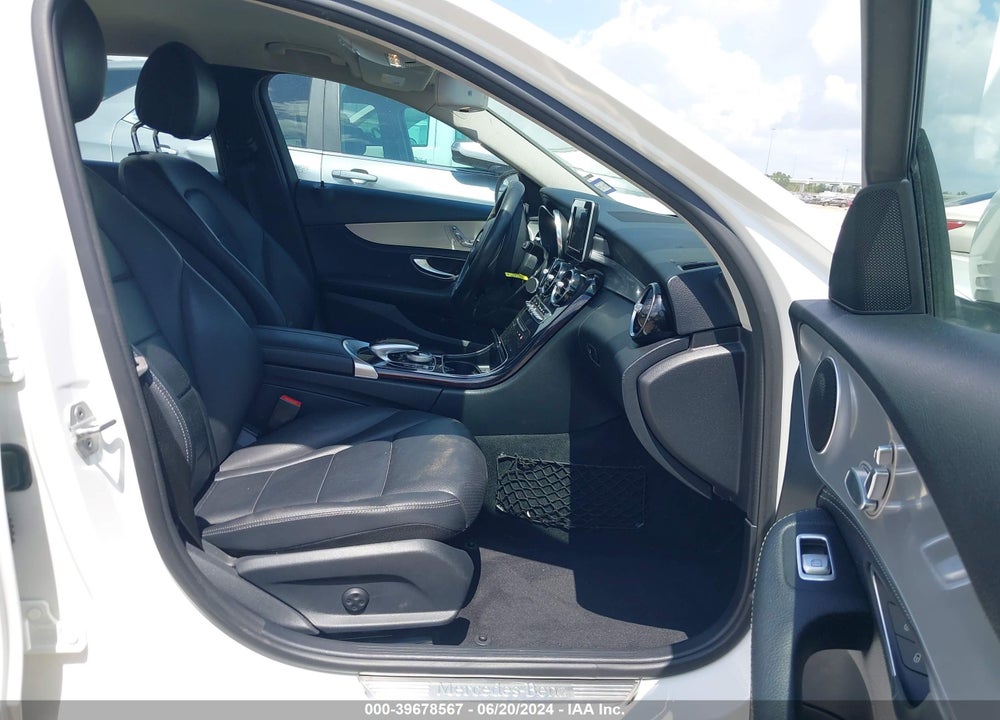 2015 MERCEDES-BENZ C 300 4MATIC/LUXURY 4MATIC/SPORT 4MATIC VIN: 55SWF4KB0FU022619
